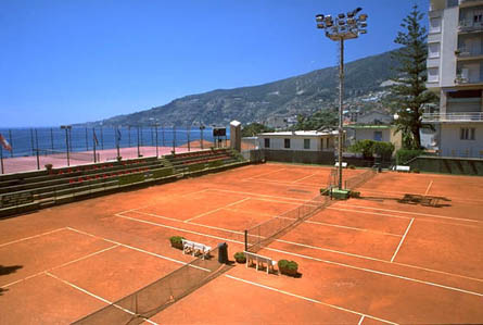 campi da tennis sul mare